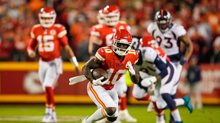 Paton Reacts to Tyreek Hill Trade: Broncos Still 'Have a Long Way to Go'