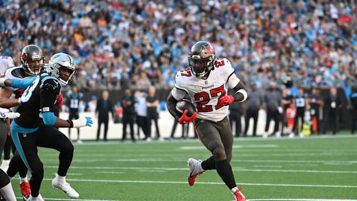 Chiefs Sign Former Buccaneers RB Ronald Jones II to One-Year Deal