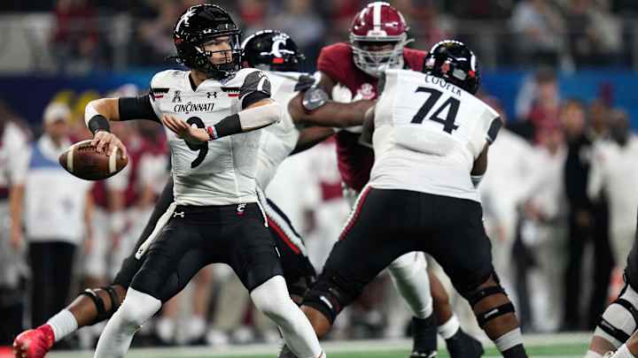 Finding Broncos: Desmond Ridder | QB | Cincinnati