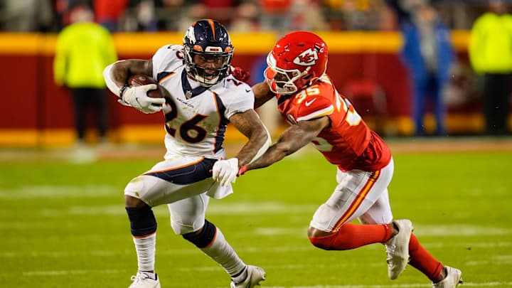 Broncos' RB Mike Boone Poised for a Bigger Role on Offense in 2022 Broncos' RB Mike Boone Poised for a Bigger Role on Offense in 2022