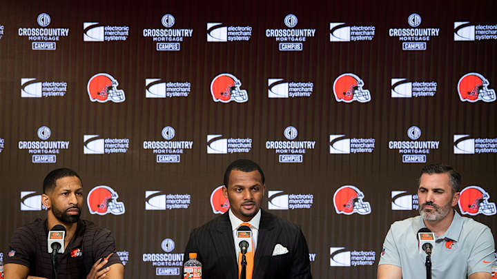 Jim Thome’s Wife Says Family is Canceling Browns Season Tickets After Deshaun Watson Trade Jim Thome’s Wife Says Family is Canceling Browns Season Tickets After Deshaun Watson Trade