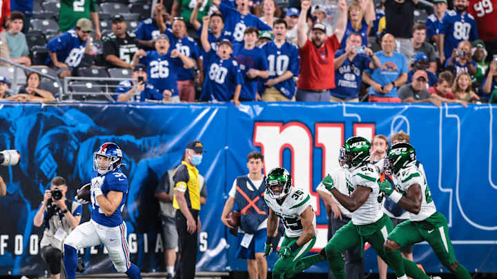 Giants Re-sign Running Back Sandro Platzgummer