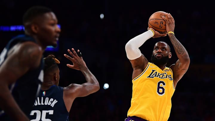 LeBron James OUT For Mavs vs. Lakers