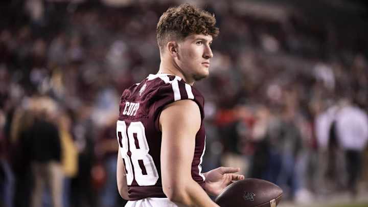 Aggies TE Baylor Cupp Enters NCAA Transfer Portal