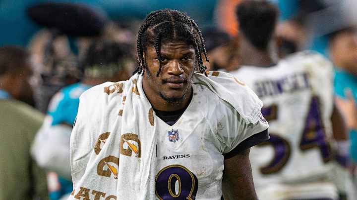Lamar Jackson Addresses Rumors That He Wants to Leave Ravens