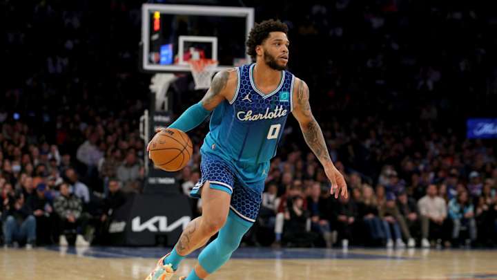 Bridges Takes Over vs Knicks, Clinches Postseason Spot for Hornets
