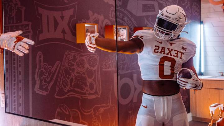Longhorns Land Commitment From 2023 LB S'Maje Burrell Longhorns Land Commitment From 2023 LB S'Maje Burrell