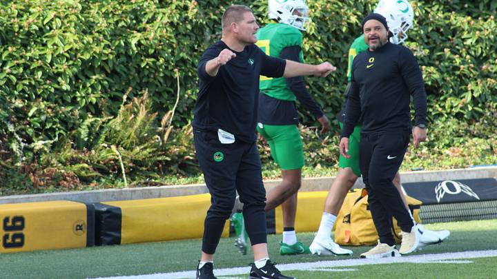WATCH: Tosh Lupoi Updates Oregon Defense During Spring Football WATCH: Tosh Lupoi Updates Oregon Defense During Spring Football