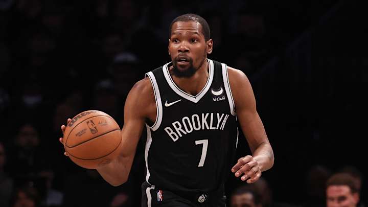 Kevin Durant Wants Thunder, Warriors to Retire His Jersey