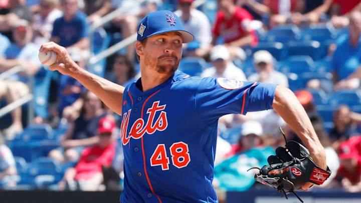 Jacob deGrom Dealing With Shoulder Tightness Ahead of Spring Training Start
