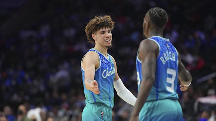 NBA Playoffs: Bucks Clinch, Hornets Working to Secure Play-In Spot