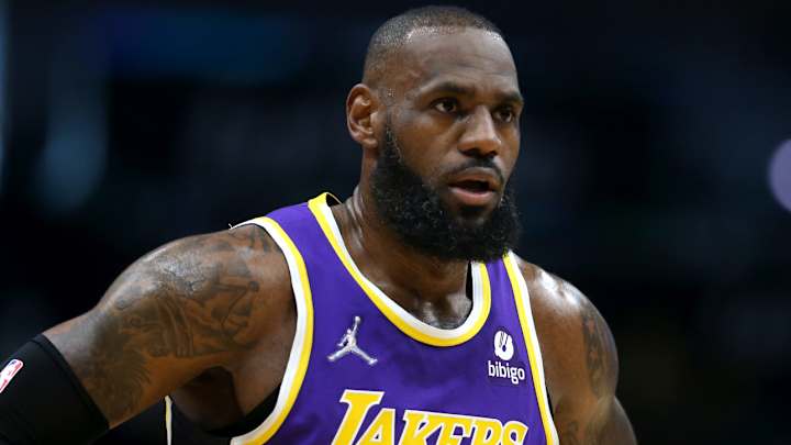 LeBron James Tweets April Fools’ Joke About His Season Ending LeBron James Tweets April Fools’ Joke About His Season Ending