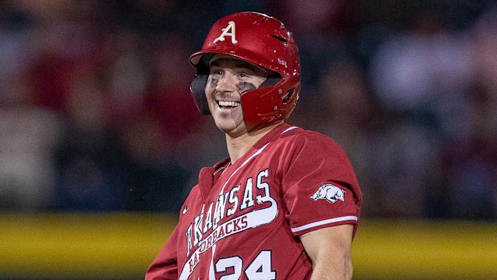 Razorbacks Play Home Run Derby on Mississippi State Razorbacks Play Home Run Derby on Mississippi State