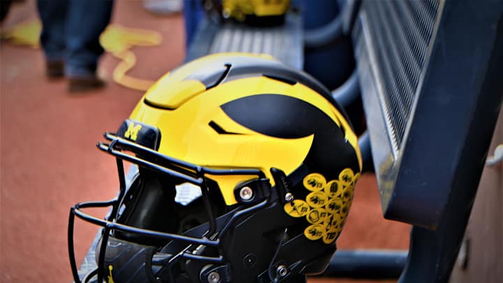 Michigan Football Center Drake Nugent Will Be In The Running For A Prominent Award Michigan Football Center Drake Nugent Will Be In The Running For A Prominent Award