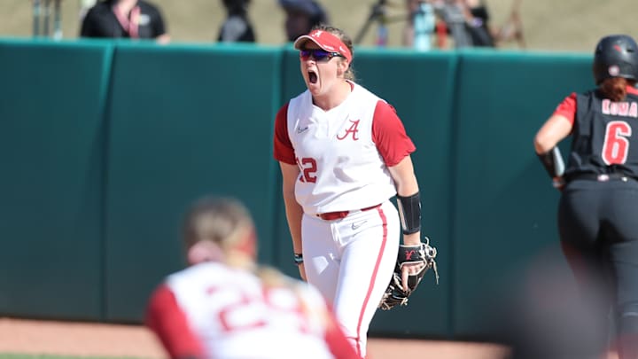 Live Updates: Series Finale No. 4 Alabama Softball vs. No. 18 Georgia