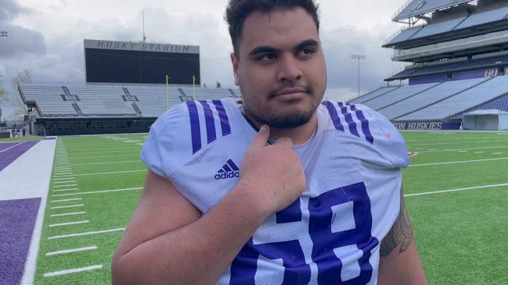 Meet Ulumoo Ale, the Huskies' Soon-To-Be Incredibly Shrinking Man Meet Ulumoo Ale, the Huskies' Soon-To-Be Incredibly Shrinking Man