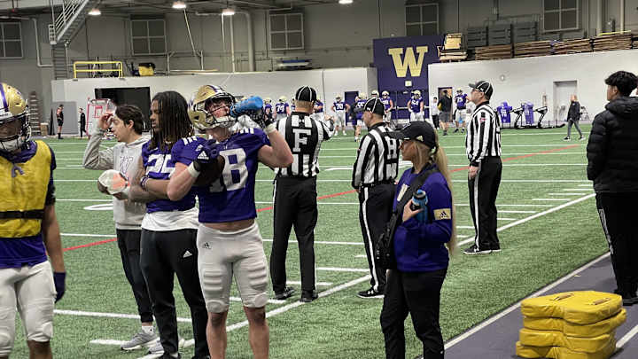 Cam Sirmon Makes Another Husky Football Position Change