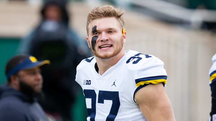 Potential No. 1 Pick Aidan Hutchinson Visits Jaguars