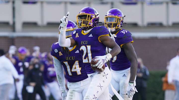 Predicting Each UDFA's Odds of Making Broncos' Roster or Practice Squad Predicting Each UDFA's Odds of Making Broncos' Roster or Practice Squad