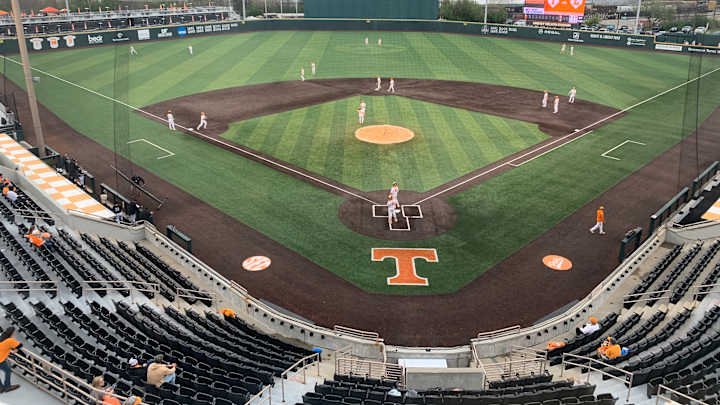 Live Updates, Score, Game Notes: Tennessee vs. Lipscomb Midweek Game