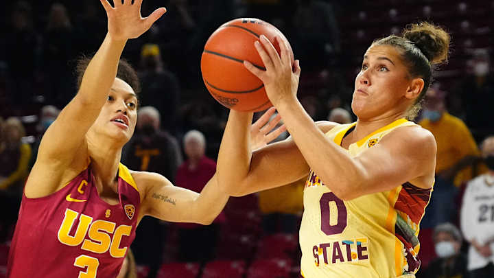 What Taya Hanson's Commitment Means for Oregon Ducks