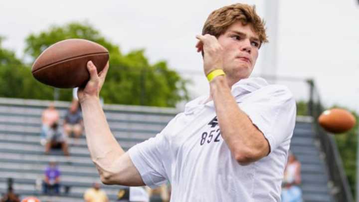 College football recruiting rankings: The 10 best 2023 quarterbacks College football recruiting rankings: The 10 best 2023 quarterbacks