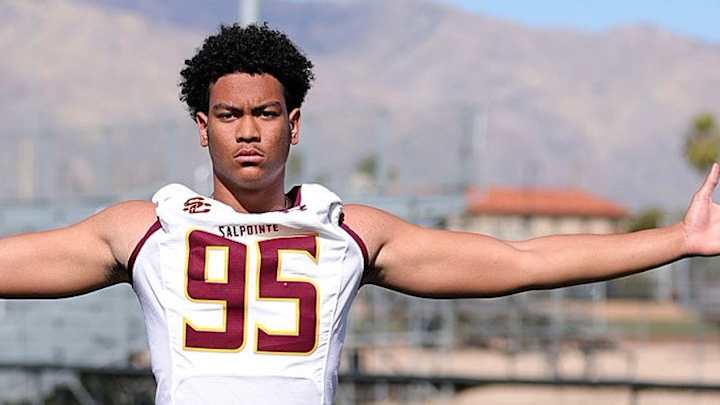 Huskies Revisit 2024 Arizona Edge Rusher with Another Offer