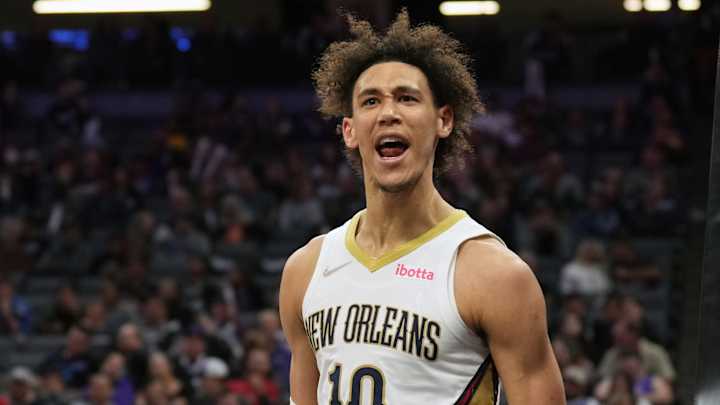 Warriors vs. Pelicans: No Pressure Celebrating Regular-Season Finale