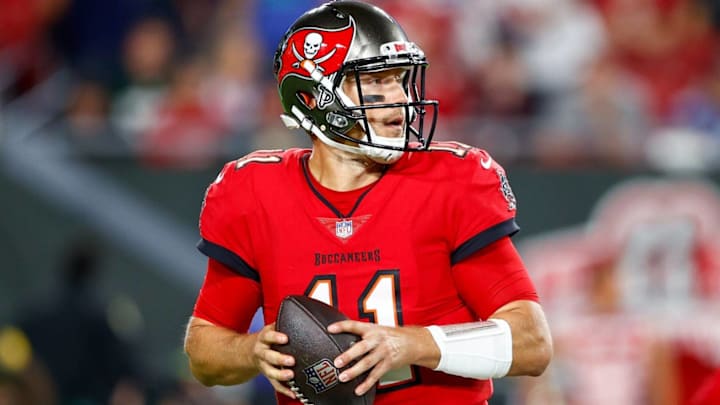 Buccaneers Sign Quarterback Blaine Gabbert