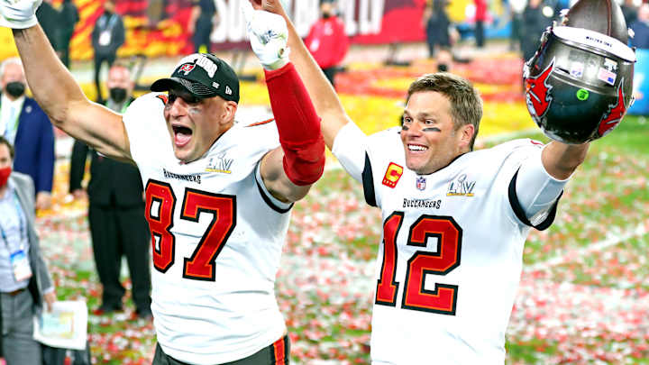 Rob Gronkowski discusses NFL future on 'Jimmy Kimmel Live!' Rob Gronkowski discusses NFL future on 'Jimmy Kimmel Live!'