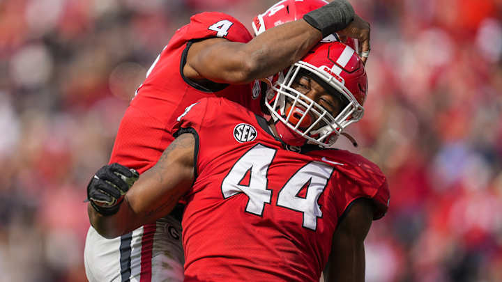 What They're Saying: 'Beware' of Drafting Travon Walker