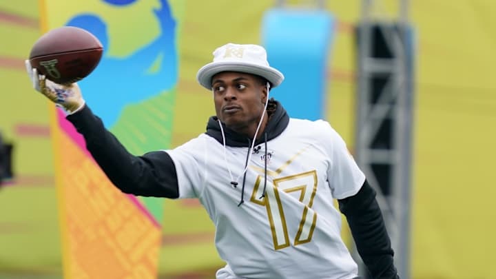 Adams to the Raiders Still has the NFL Talking Adams to the Raiders Still has the NFL Talking