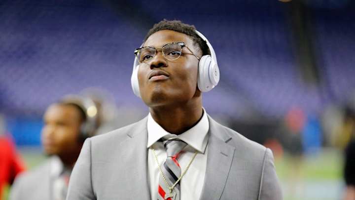 Sports World Reacts to Death of Steelers QB Dwayne Haskins Sports World Reacts to Death of Steelers QB Dwayne Haskins