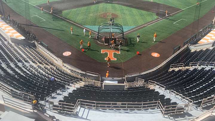 Live Updates, Score, Game Notes: No. 1 Tennessee vs. Mizzou Series Finale