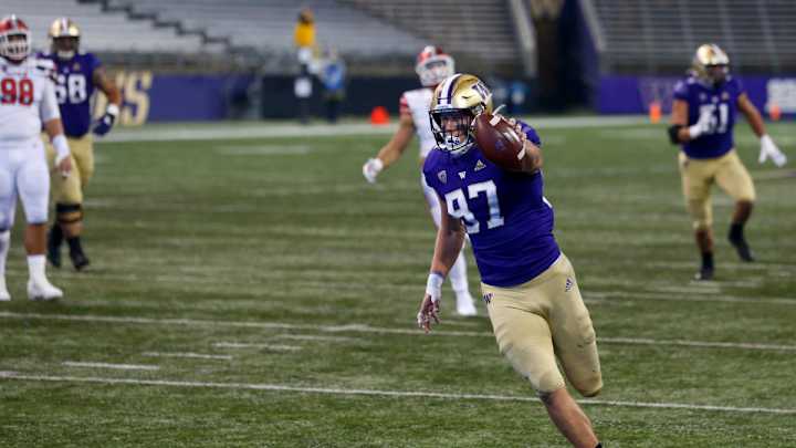 30 Days of Colts' Fits: Cade Otton, TE, Washington