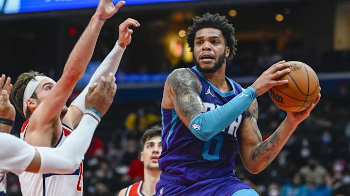 Report: Hornets "Expected" to Withdraw Bridges Qualifying Offer