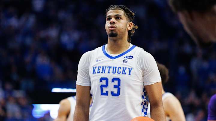 WVU Expresses Interest in Kentucky Transfer Bryce Hopkins