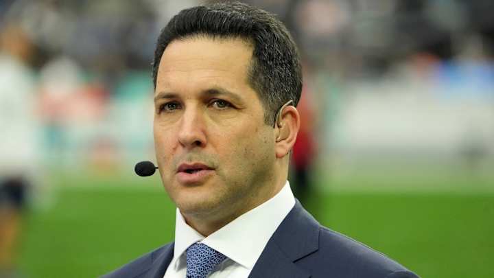 ESPN's Adam Schefter Apologizes for Insensitive Tweet of Dwayne Haskins' Death ESPN's Adam Schefter Apologizes for Insensitive Tweet of Dwayne Haskins' Death