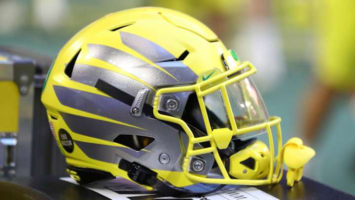 Former Oregon Offensive Lineman Adds $100 Million to Lawsuit Against NCAA