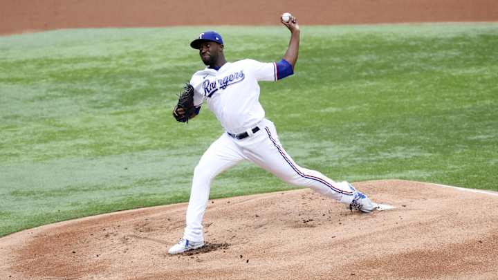 Rangers vs Angels Pregame Notes: Starting Lineups, Roster Moves, Injury Report