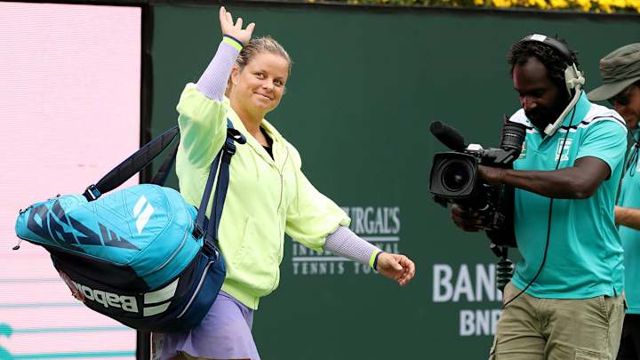 Four-Time Grand Slam Champion Kim Clijsters Retires for Third Time