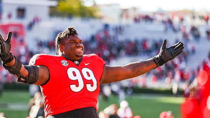 Should Cowboys Change NFL Draft Strategy for 'Behemoth' Georgia DT Jordan Davis? Should Cowboys Change NFL Draft Strategy for 'Behemoth' Georgia DT Jordan Davis?