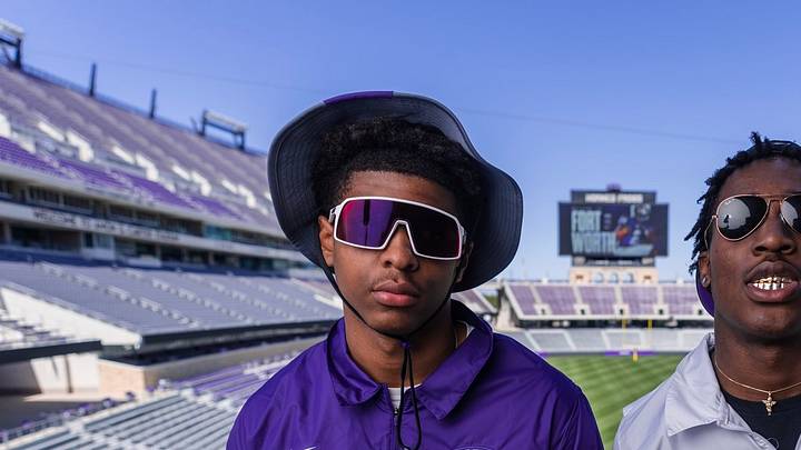 UW Returns to Texas Once More with Offer for Edge Rusher