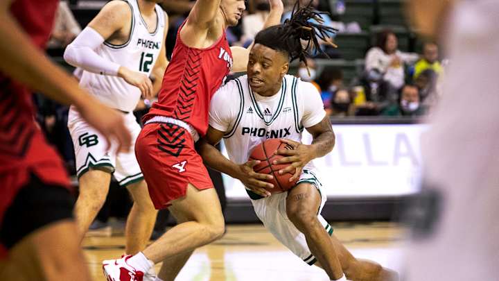 Greg Gard releases a statement officially welcoming transfer Kamari McGee