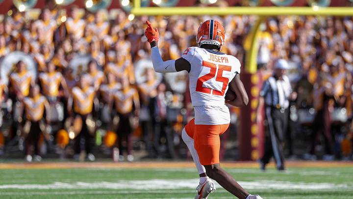 Kerby Joseph Aims to 'Always Be on the Field' for Lions' Defense