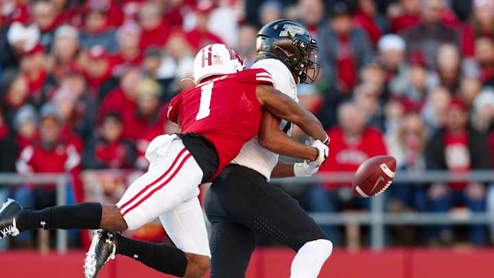 2022 NFL Draft Preview: Wisconsin cornerback Faion Hicks 2022 NFL Draft Preview: Wisconsin cornerback Faion Hicks