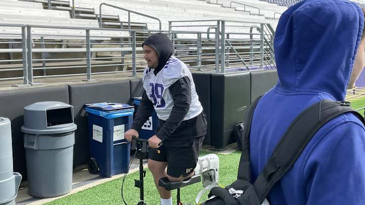 UW Fresh Start (No. 99): Tuitele Forced to Watch as Huskies Rebuild D-Line