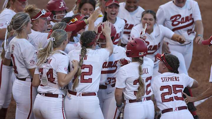 Live Updates: No. 2 Alabama Softball at Texas A&M Live Updates: No. 2 Alabama Softball at Texas A&M