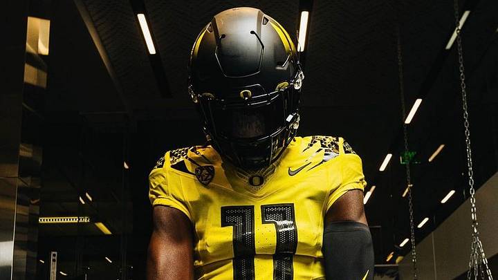 Oregon Impresses 4-Star Florida Wide Receiver James Madison II on Unofficial Visit Oregon Impresses 4-Star Florida Wide Receiver James Madison II on Unofficial Visit