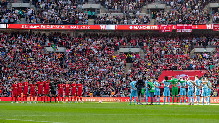 Manchester City Apologizes After Fans Chant During Hillsborough Silence Manchester City Apologizes After Fans Chant During Hillsborough Silence